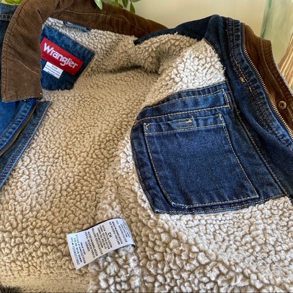 Vtg Wrangler denim Sherpa lined vest S - Picture 8 of 10